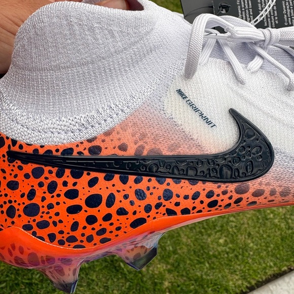 Nike Phantom Luna 2 Elite FG Electric Pack Soccer Cleats HF4839-900 Men’s Sz 12 main image 11